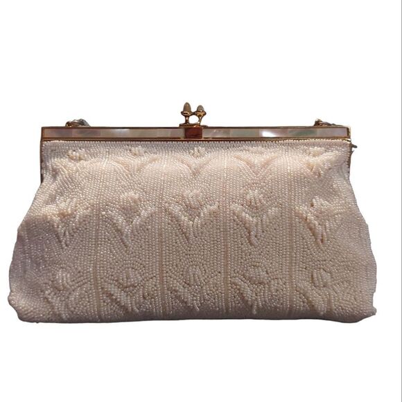Vintage beaded Mother of Pearl evening purse - Picture 1 of 8
